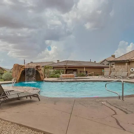 Canyon Oasis - 4 Bed Home In Coral Ridge!
